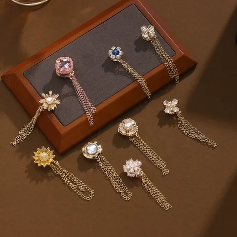 Strass Parel Metalen Ketting Magnetische Kledingclip Taillevervorming Antiglans Broche Mode Sieraden