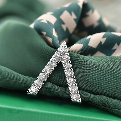 Minimalista Lega Forma a V Clip per Sciarpa Strass Molletta per Scialle Elegante Donne Abbigliamento Accessori Sciarpa Anello Decorativo
