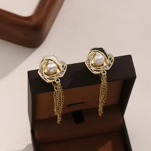 Magnetic Pants Hem Clip Chain Anti Dragging Artifact Clothing Corner Adjuster Magnetic Iron Buckle Fashion Accessory
