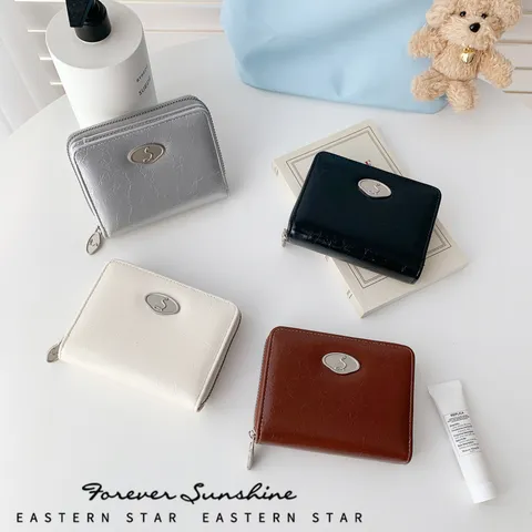 Women Minimalist Polyurethane Leather Bifold Wallet Metal Hardware Details Wrinkled Texture Card Slots Zipper Coin Pocket Elegant Short Purse For Daily Use