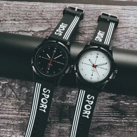 Μινιμαλιστικό Casual Ρολόι Κουάρτς Μόδας Για Men And Women Couple Sport Wristwatch With Silicone Leather Strap