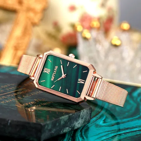 Damen Quarz Uhr Kleine Grüne Zifferblatt Mode Einfache Armbanduhr Legierung Gehäuse Lederarmband Lässige Elegante Damen Uhr