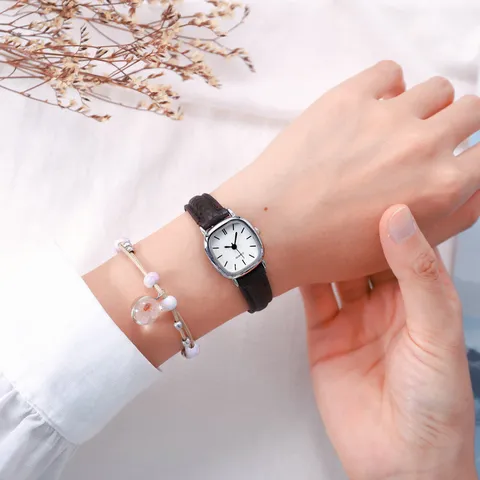 Vintage Kleine Quadratische Zifferblatt Quarzuhr Damen Lässige Lederarmband Und Metall Mesh Band Armbanduhr Mode Tägliche Uhr
