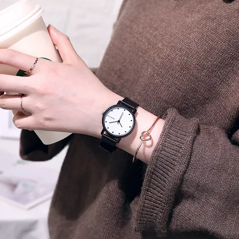 Minimalist Quartz Watch Couple Student Alloy PVC Strap Wristwatch Casual Fashion Round Analog Wrist Watch