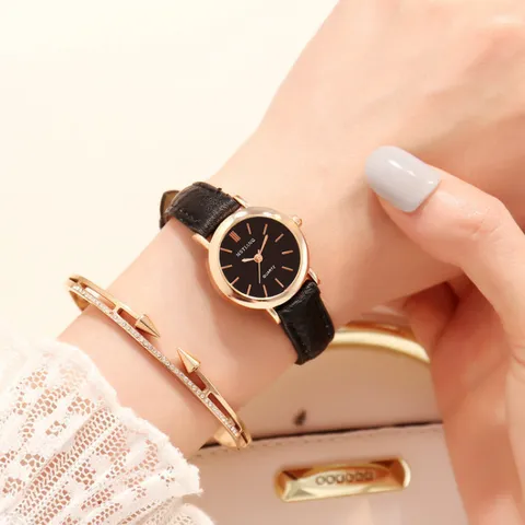 Minimalistischer Legierung Kunstleder Armband Quarzuhr Vintage Runder Zifferblatt Zeiger Armbanduhr Für Damen Lässige Tägliche Schmuck