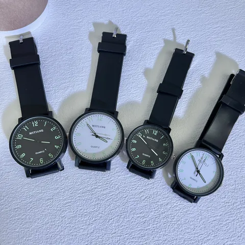 Minimalist Quartz Watch Couple Student Fashion Casual Luminous Digital Dial PVC Strap Watch