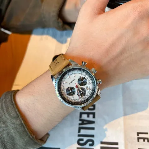 Herren Quarz Uhr Business Multifunktion Chronograph Leuchtend Wasserdicht Uhr Legierung Gehäuse Lederarmband Mode Armbanduhr