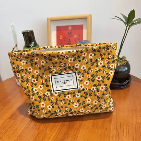 Portable Corduroy Floral Makeup Bag Travel Cosmetic Organizer Pouch Zipper Storage Case For Women Yellow Daisy Print Bag