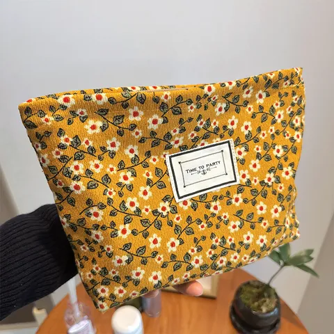 Portable Corduroy Floral Makeup Bag Travel Cosmetic Organizer Pouch Zipper Storage Case For Women Yellow Daisy Print Bag
