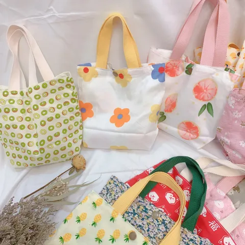 Japanischer Stil Frisch Baumwolle Damen Handtasche Blumen Früchte Druck Mini Lunch Bento Tasche Mit Weichem Griff Für Alltag