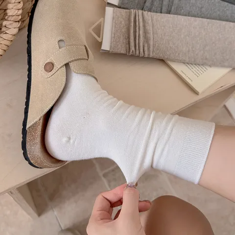 Chaussettes Mi-Hautes Unies pour Femmes Mélange de Coton Douces Respirantes Décontractées Quotidiennes Mode