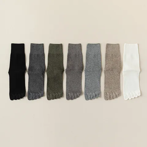 Herren Baumwolle Fünf-Finger Wadenhoch Socken Anti-Riss Antibakteriell Geruchshemmend Silikon Ferse Casual Mode Socken