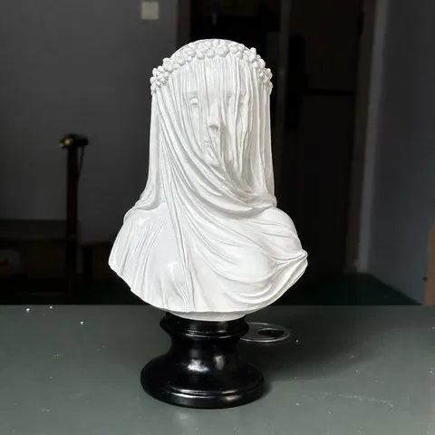 European Resin Veiled Woman Bust Sculpture Figurine Home Desktop Decor Elegant Art Statue White Aesthetic Ornament