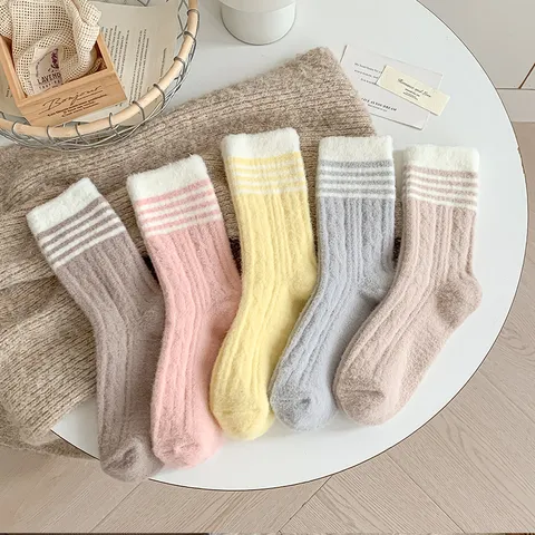 Damen Winter Fleece Gefüttert Wadenhoch Socken Koreanisch Kontrastfarbe Gestreift Slouch Socken Thermische Nylon Socken Warme Strümpfe