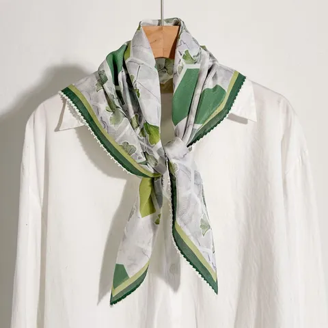 Women's Luxury Mulberry Silk Scarf Vintage Floral Print Square Scarf Elegant Lace Trim Silk Neck Scarf For Ladies