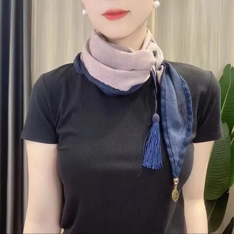 Dames Nieuwe Chinese Stijl Tweekleurige Linnen Sjaal Veelzijdige Multifunctionele Nekbeschermingssjaal Met Kwastjes En Hanger