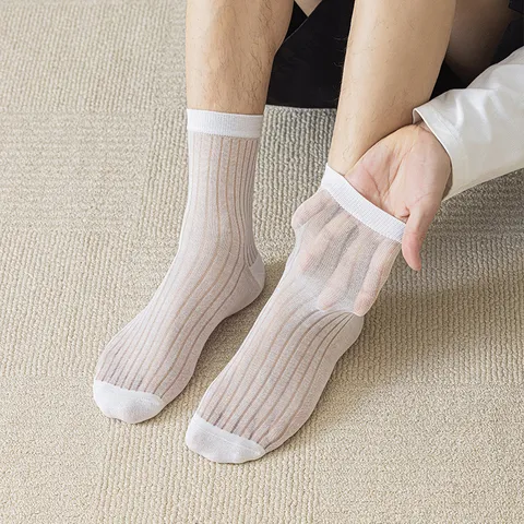 Herren Sommer Dünne Lyocell Seide Kühlende Socken Gestreifte Netzgewebe Atmungsaktive Socken Basic Casual Einfarbig Socken