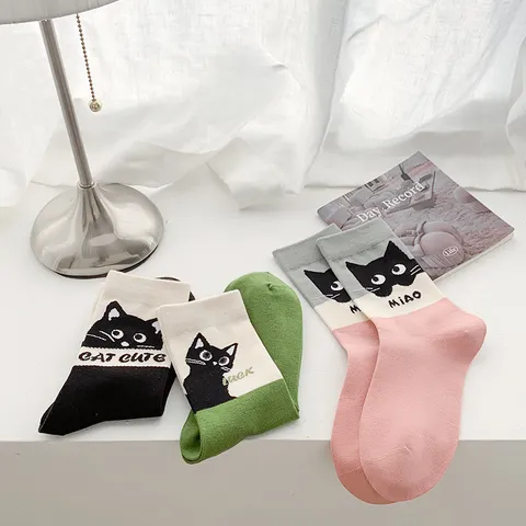 Damen Baumwolle Wadenhohe Socken Süß Cute Cartoon Katze Druck Socken Lässig Atmungsaktiv Crew Socken Koreanischer Stil Täglich Strumpfwaren