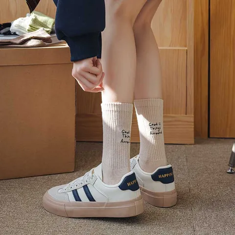 Unisex Minimalistisch Einfarbig Baumwolle Wadenlang Socken Rippbündchen HochElastisch Sportlich Lässig BuchstabenStickerei Crew Socken