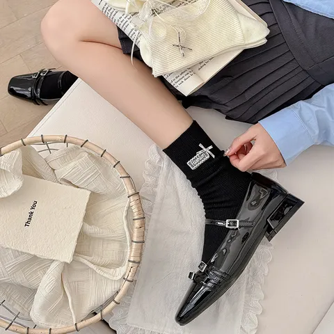 Koreanischer Stil Süß Baumwolle Wadenlang Socken Für Damen Spitzenbesatz Schleife Gerippt Gestrickt Lässig Socken