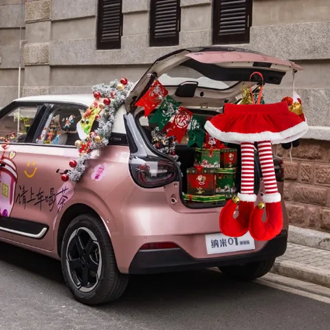 Noël Jambes d'Elfe Ornement Suspendu Rayé Peluche Pendentif Jambe Avec Clochette Dorée Pour Voiture Coffre Vacances Maison Décorations Fête Fournitures Festives Cadeau
