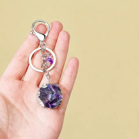 Natuurlijke Kristal Ruwe Steen Sleutelhanger Zilveren Rand Onregelmatige Kristal Hanger Tasbedel Voor Vrouwen Cadeau