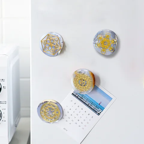 Natürliche Achat Scheiben Kühlschrankmagnete Mit Heiliger Geometrie Gold Bemalten Runen Chakren Mustern Kristalle Heilsteine Geschenk Magnetische Kühlschrankmagnete Für Hausdekor