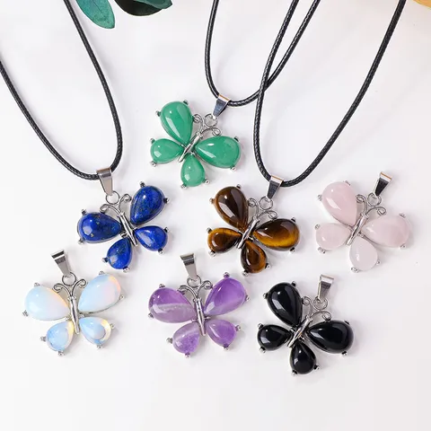 Natuurlijke Kristallen Vlinder Hanger Halsketting Voor Vrouwen Legering Ingelegd Halfedelsteen Dierlijke Sieraden Cadeau Met Zwarte Leren Koord
