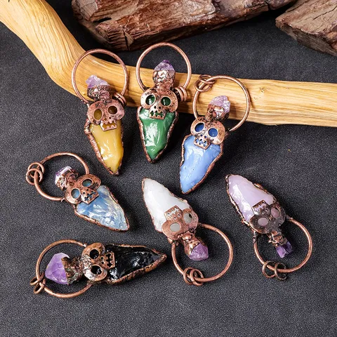 Retro Rotkupfer Totenkopf Kristall Pfeil Anhänger Punk Gothik Legierung Kristall Halskette Schmuck Anhänger Geschenk