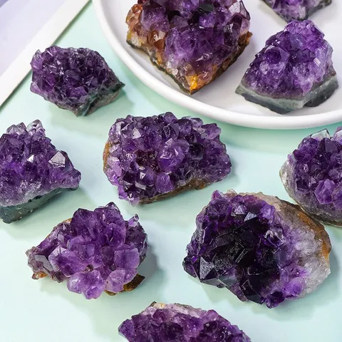 Natürlicher Uruguay Amethyst Cluster Rohstein Mineralienprobe Quarz Kristall Geode Für Home Decor Aromatherapie Diffusor Akzente Schreibtisch Ornament Geschenk