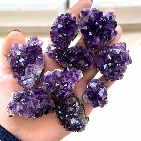 Cluster di Ametista Naturale dell'Uruguay Pietra Grezza Esemplare Minerale Geode di Cristallo di Quarzo per Decorazione Domestica Diffusore di Aromaterapia Ornamento da Scrivania Regalo