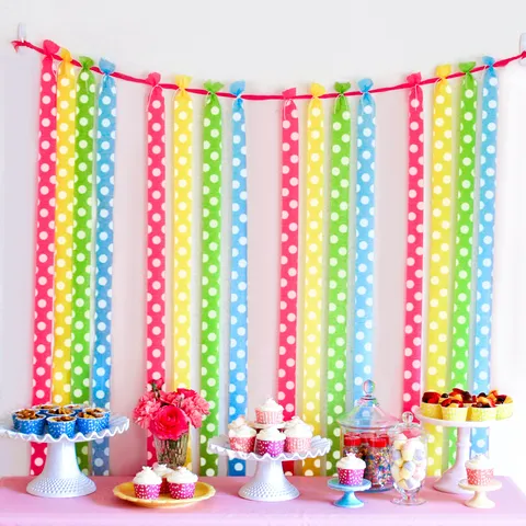 Rouleau de Serpentins en Papier Crêpé à Pois Colorés Fournitures de Fête Fond de Fenêtre Décoration de Mariage Anniversaire