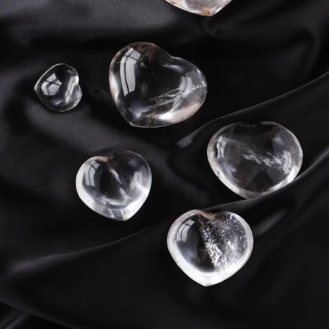 Natural White Crystal Heart Shaped Quartz Stone Polished Rock Crystal Healing Energy Stone Ornament For Home Decor Desk Decoration