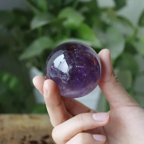 Natural Brazilian Purple Amethyst Crystal Ball Ornament With Wooden Base Hand Polished Healing Quartz Mineral Sphere Feng Shui Home Office Desk Decoration Ornament