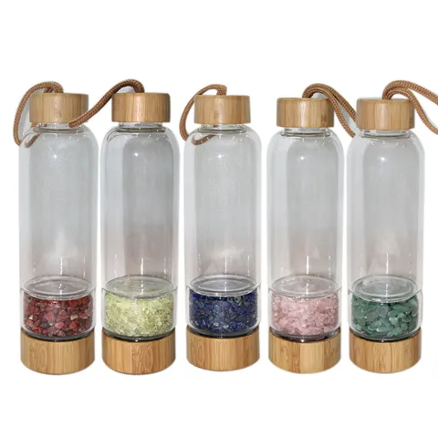 Natürliche Kristallstein Energie Glaswasserflasche Moderne Minimalistische Borosilikatglas Trinkbecher Mit Bambusdeckel Basis Und Infuser