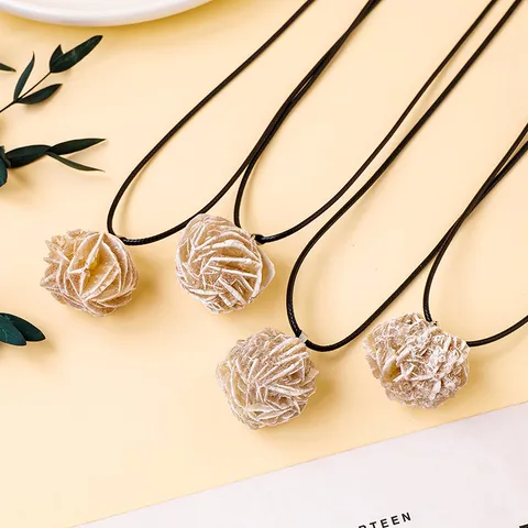 Natürlicher Wüstenrosenstein Anhänger Halskette Mineral Probe Rohkristallstein Anhänger Mit Schwarzer Kordel Unisex Schmuck Geschenk