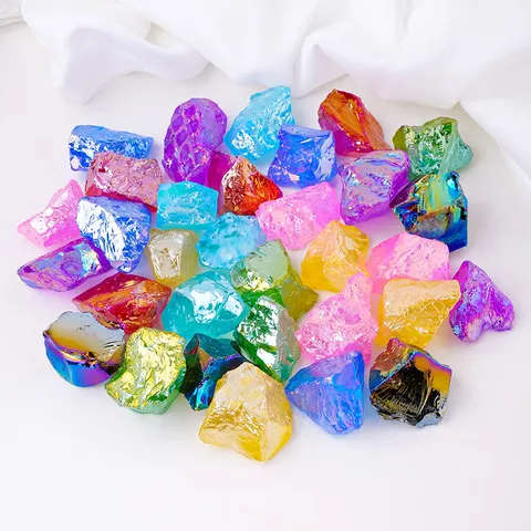 Galvanisierte Natürliche Bergkristall Rohsteine Bunte Kristall Aromatherapie Diffusor Steine Für Zuhause Aquarium Büro Dekor