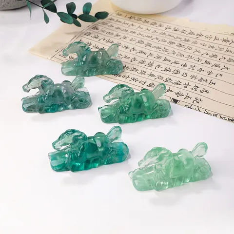 Natürlicher Grüner Fluorit Pferd Statue Kristall Edelstein Tierfigur Feng Shui Home Office Deko Ornament