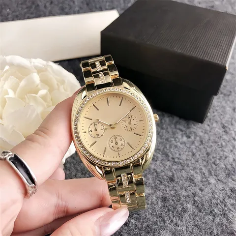 Damen Strass Quarzuhr Legierung Armband Analoge Armbanduhr Mode Casual Dress Watch Glitzerndes Kristall Zifferblatt