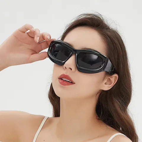 Y2K Oversized Wrap Bubble Sunglasses Fashion Futuristic Cyberpunk Shield Sunglasses UV400 Hip Hop Large Frame Goggles