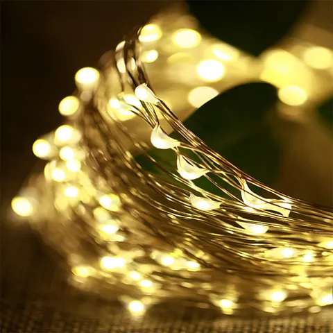 Catena Luminosa LED Natalizia a Batteria Bianco Caldo Luci in Filo di Rame per Festa Decorazione della Casa