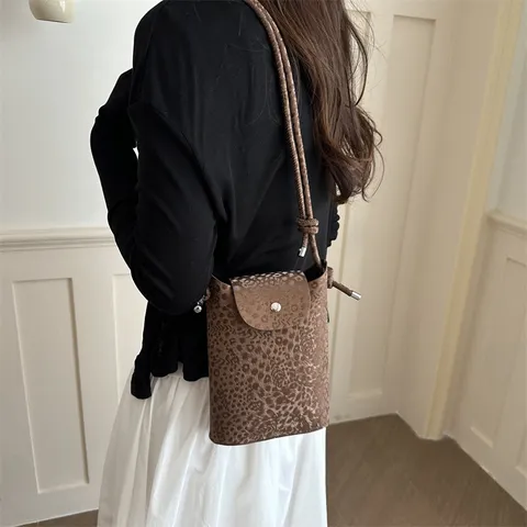 Βίντατζ Τσάντα Κάδος Crossbody για Γυναίκες Μικρή Τσάντα Ώμου Κινητού από Συνθετικό Δέρμα Υψηλής Ποιότητας με Καπάκι και Μαγνητικό Κούμπωμα