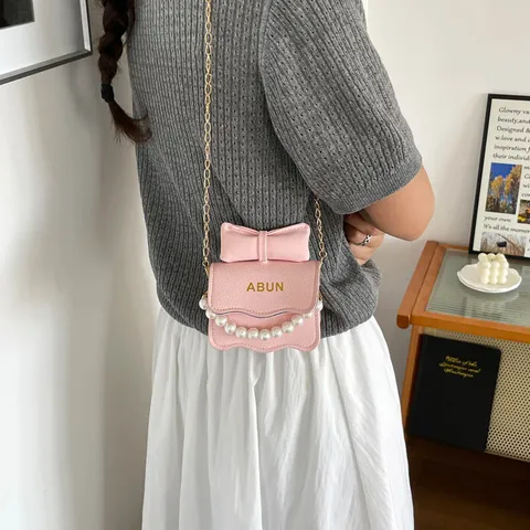 Lindo Bolso Cruzado de Cuero PU para Niñas Con Lazo Asa de Perlas Artificiales Cadena de Metal Monedero Cuadrado Pequeño Princesa