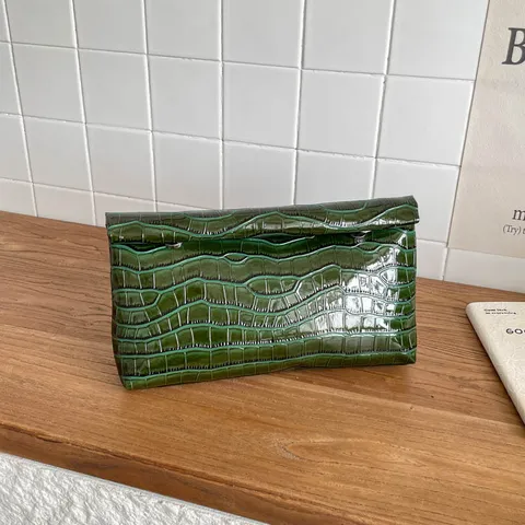 Women Crocodile Pattern Envelope Clutch Bag Large Capacity PU Leather Evening Handbag Street Trendy Minimalist Square Handheld Bag