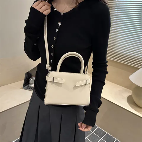 Women Texture Minimalist Small Square Bag Fashionable Versatile Crossbody Bag Designer Handbag Daily PU Shoulder Bag