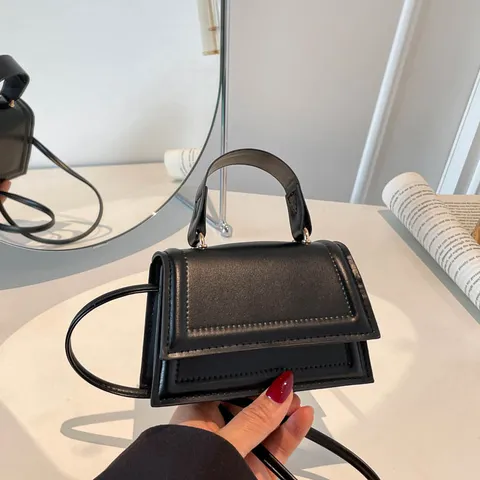 Koreanische Minimalistische PU Leder Mini Quadratische Tasche Für Frauen Trendige Naht Einzelschulter Crossbody Handtasche Casual Pendeln Flap Bag