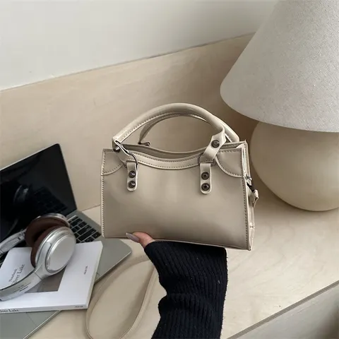 Retro PU Leather Crossbody Bag Women Solid Color Fashion Shoulder Bag Urban Minimalist Commuting Handbag Daily Purse