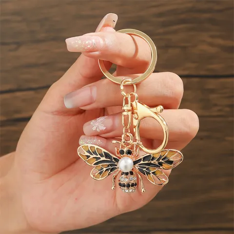 Alloy Enamel Bee Keychain With Rhinestone And Artificial Pearl For Women Bag Pendant Animal Bee Shaped Key Ring Decoration