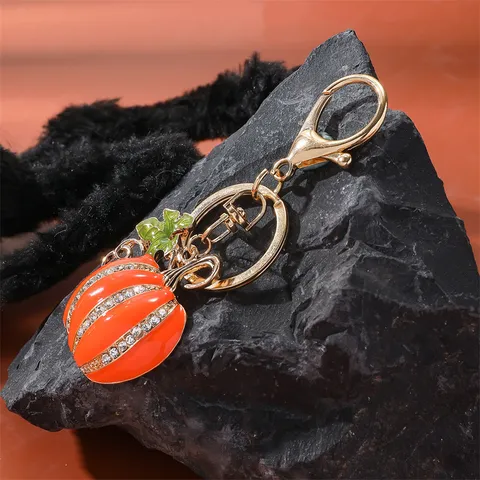 Halloween Legierung Strass Emaille Kürbis Schlüsselanhänger Festival Party Tasche Charm Hängende Dekoration Für Damen Gold Schlüsselanhänger
