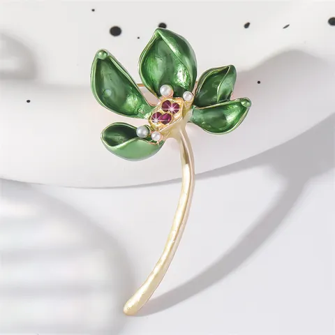 Vintage Zinc Alloy Enamelled Lotus Brooch For Women Classical Elegant Rhinestone Artificial Pearl Floral Brooch Pin Costume Clothing Accessories Gift Jewelry